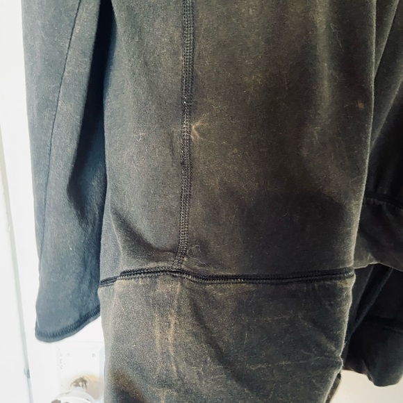 New Balance Yoga Cardigan Bleach Wash Size Large - Picture 8 of 8